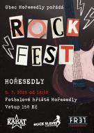 Hudební festival na fotbalovém hřišti